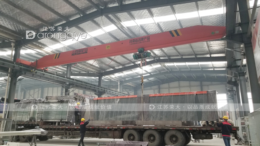 河南不銹鋼候車亭發貨圖二