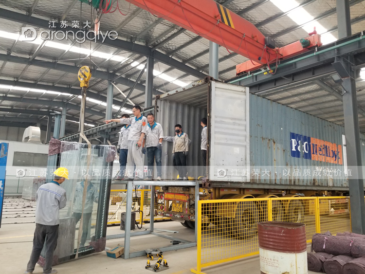 山東公交候車亭發(fā)貨圖一